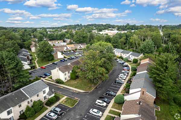 Brookshire Trace Townhomes property